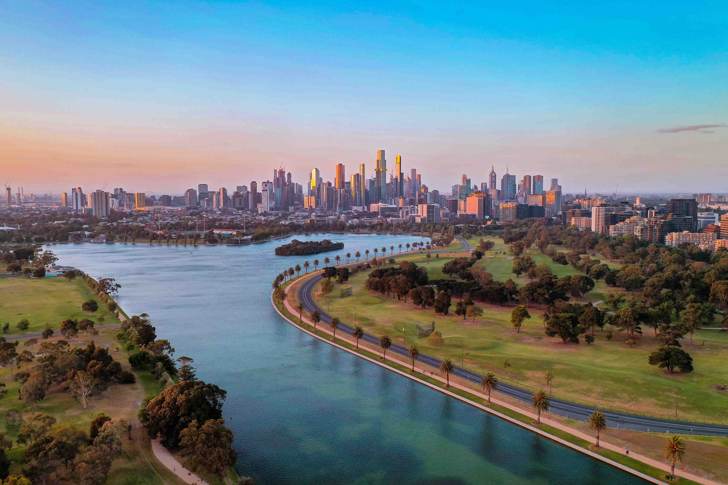 Albert Park lake with Melbourne City Skyline